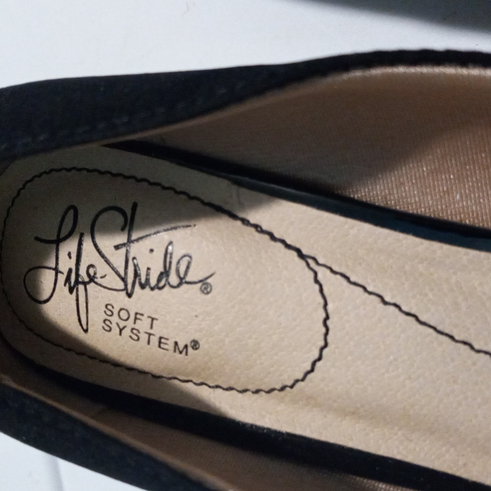 Life stride heels - Picture 2 of 6